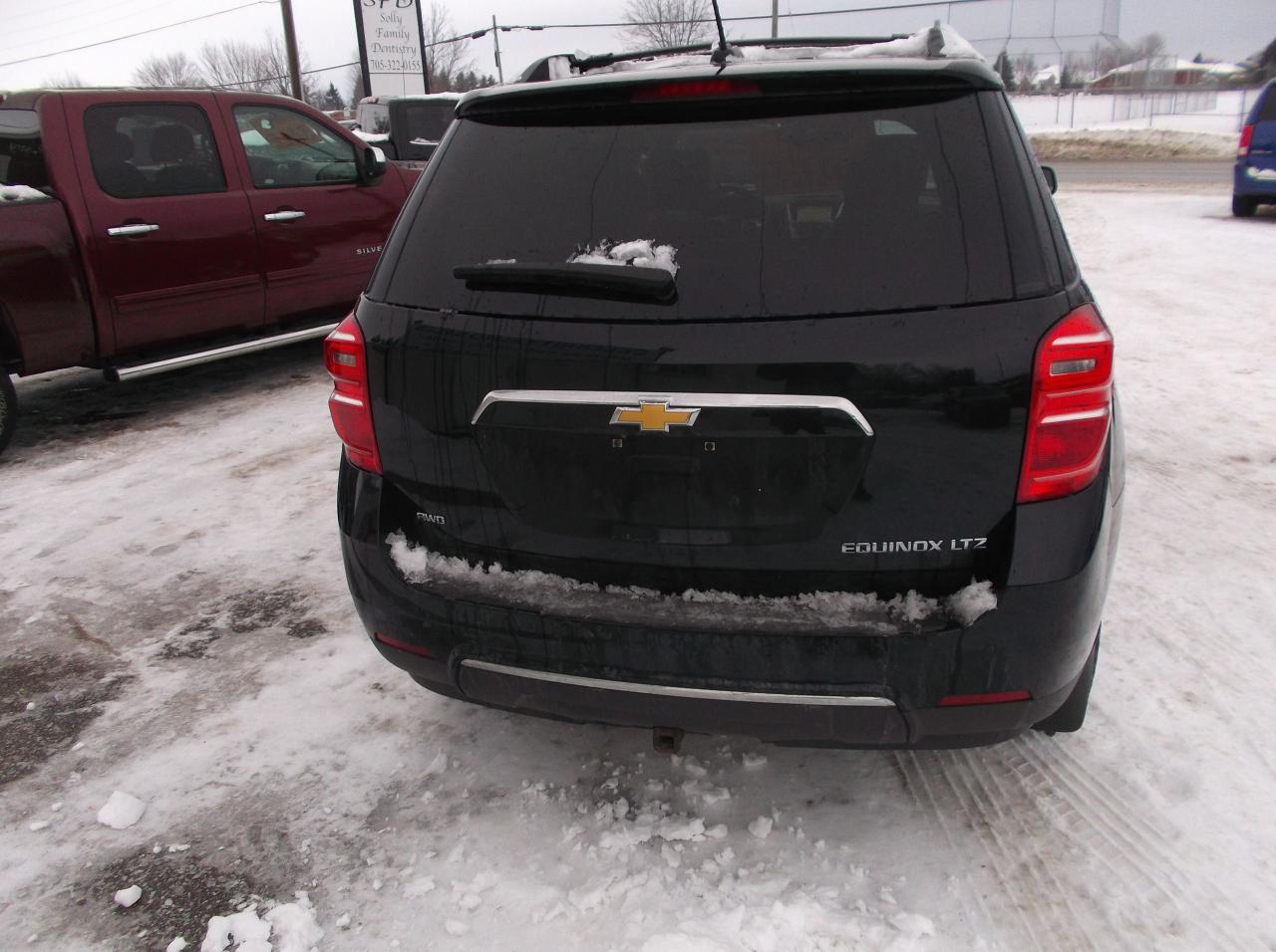 2016 Chevrolet Equinox AWD   LTZ Photo3