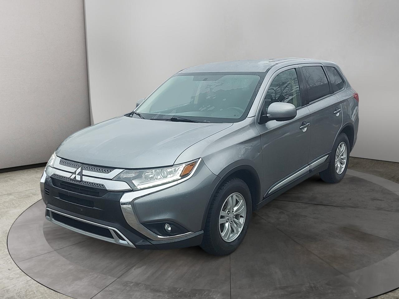 2020 Mitsubishi Outlander ES