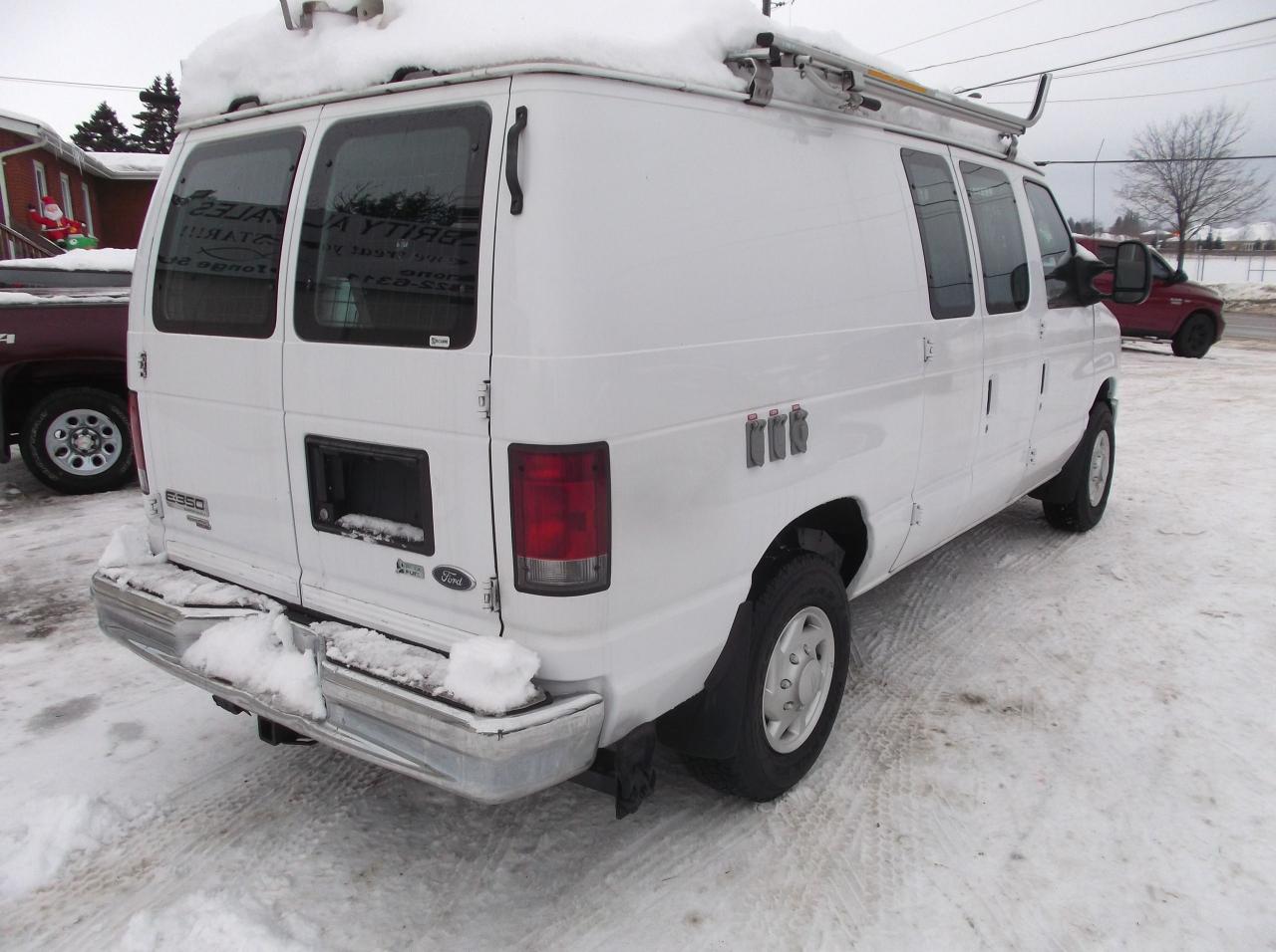 2012 Ford E350 Econoline  Super Duty Photo4