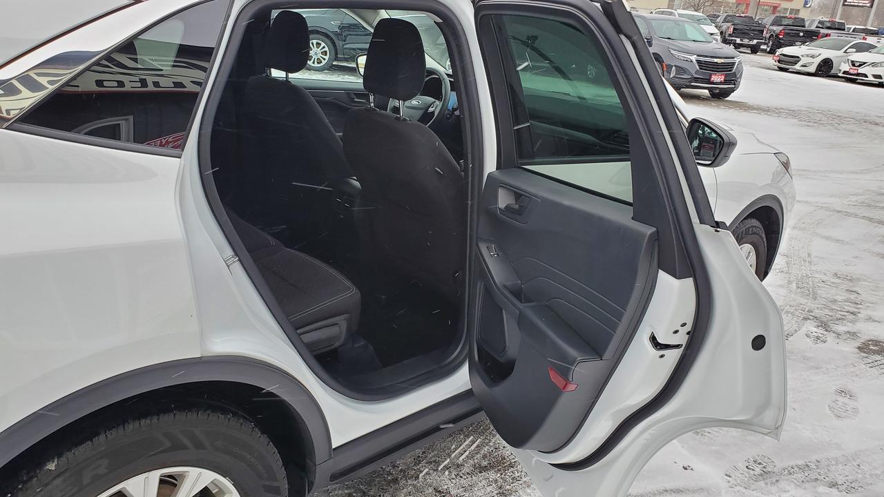 2023 Ford Escape Active-REAR CAMERA-PWR LIFTGATE-LANE ASSIST. Photo