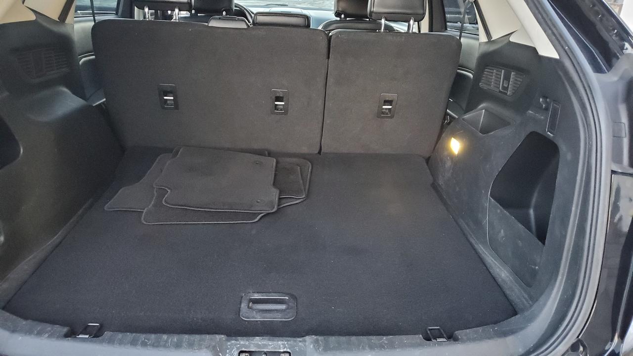 2017 Ford Edge SEL AWD-NAVIGATION-LEATHER-PAN ROOF-REMOTE START Photo