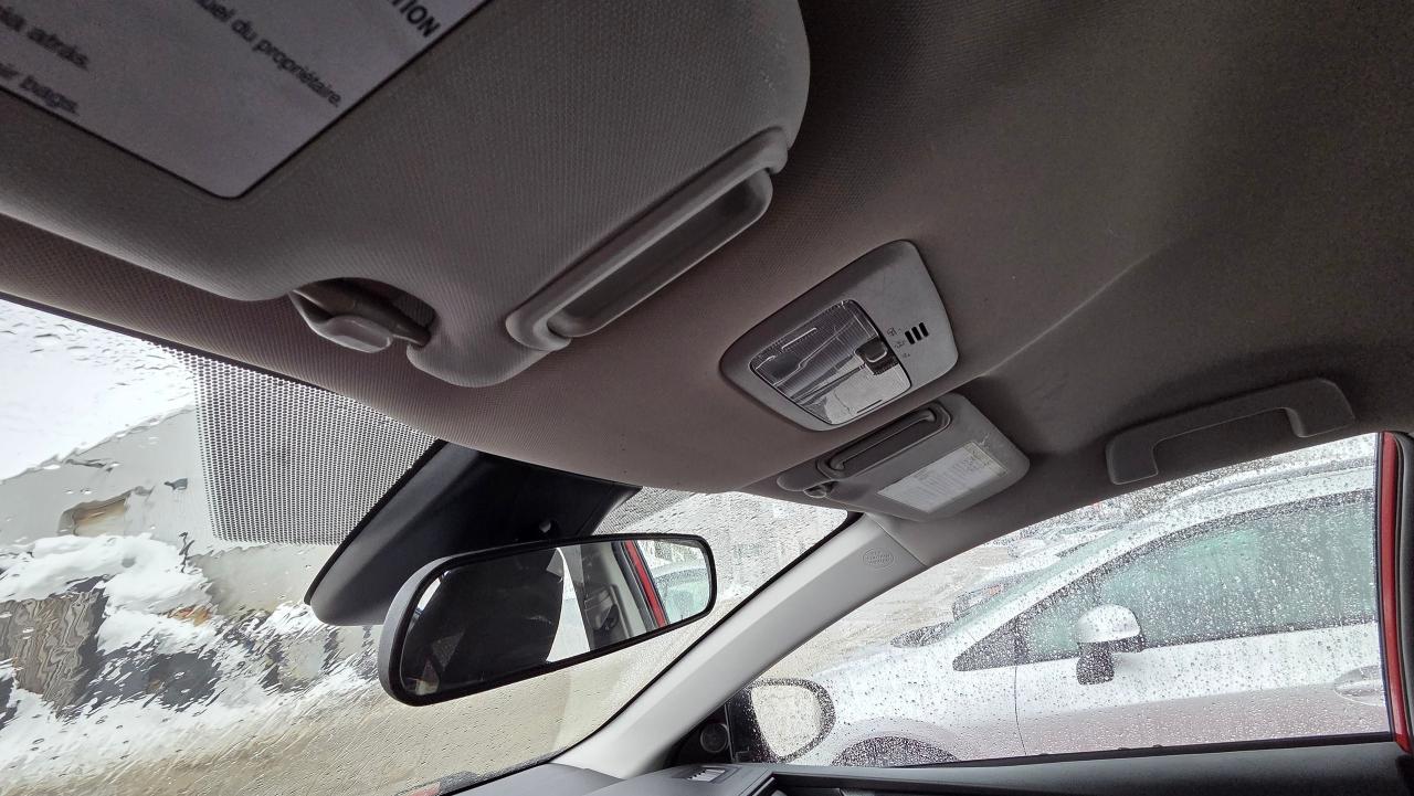 2018 Toyota Corolla LE Photo