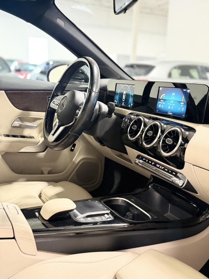 2021 Mercedes-Benz A220 A 220 Photo