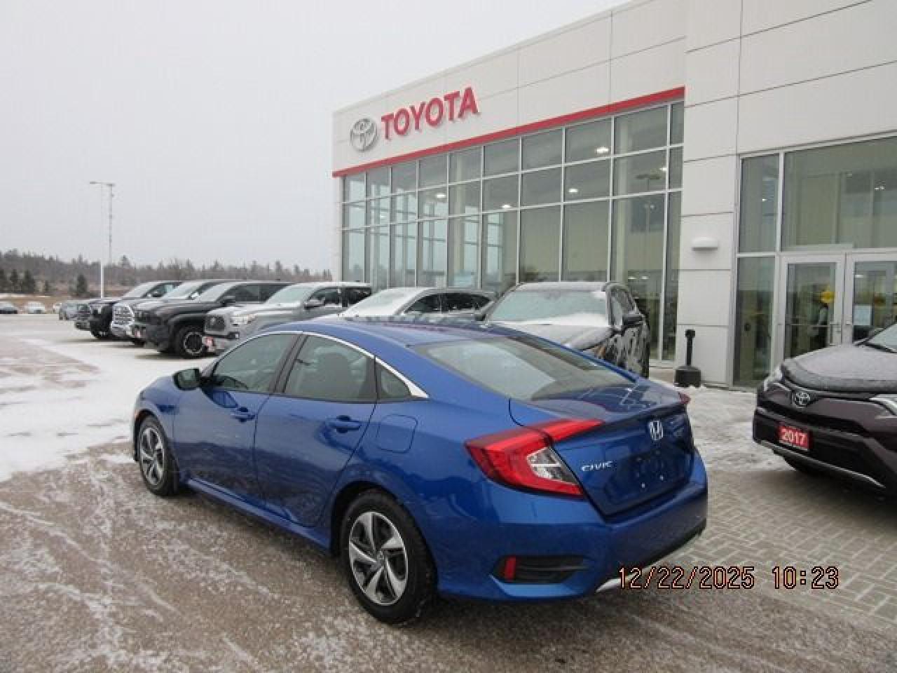 2020 Honda Civic SEDAN LX Photo