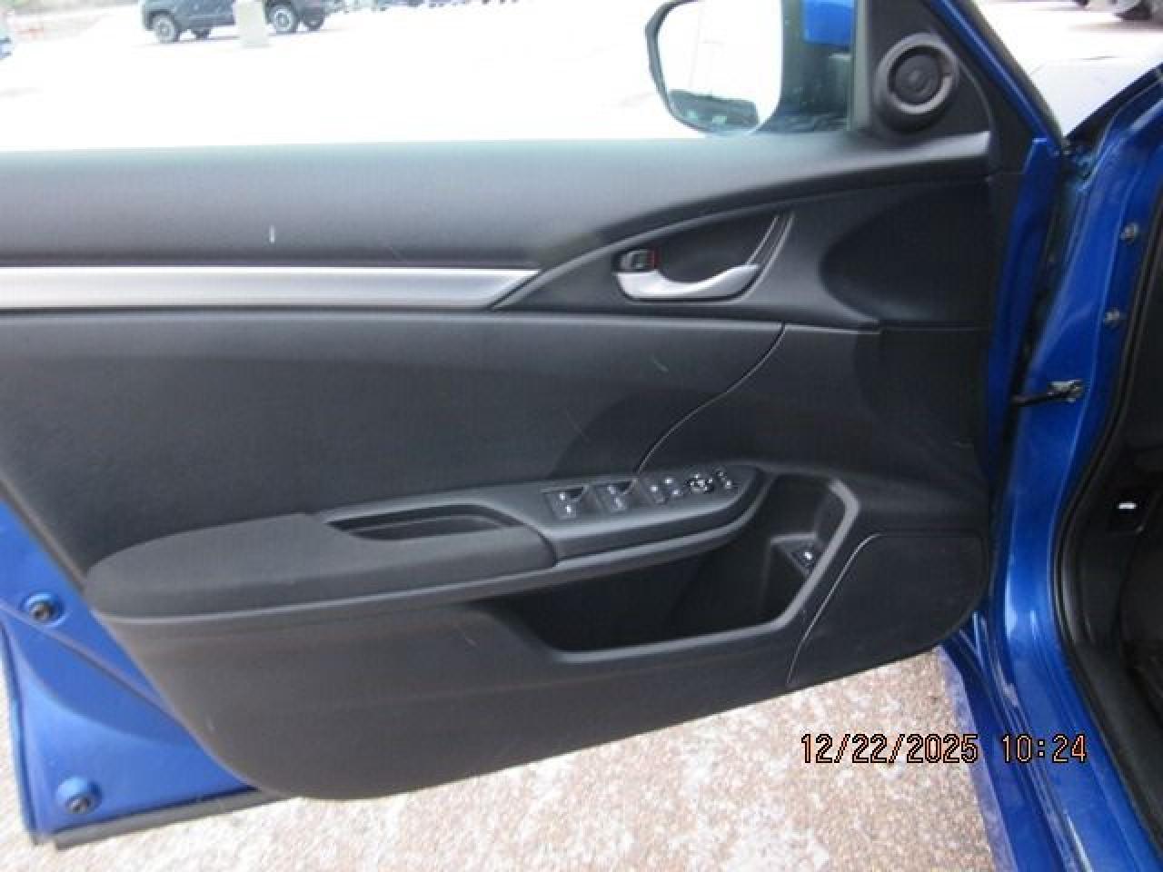 2020 Honda Civic SEDAN LX Photo