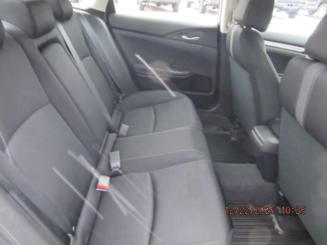 2020 Honda Civic SEDAN LX Photo