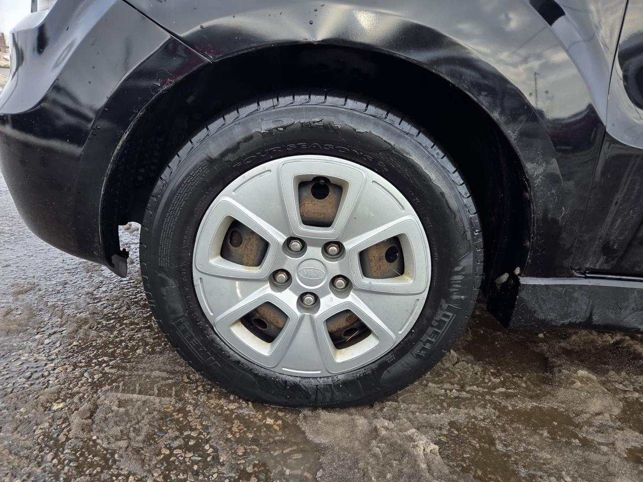 2010 Kia Soul 2U, AUTO, 4 CYLINDER, RUNS WELL, AS IS SPECIAL Photo