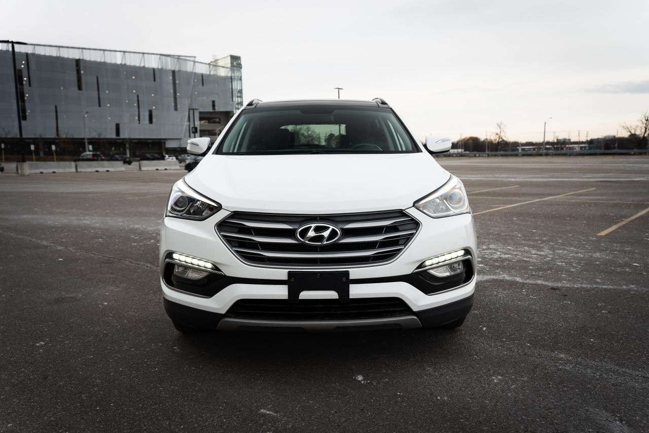 2018 Hyundai Santa Fe Sport SE | NO ACCIDENT | CLEAN CARFAX Photo