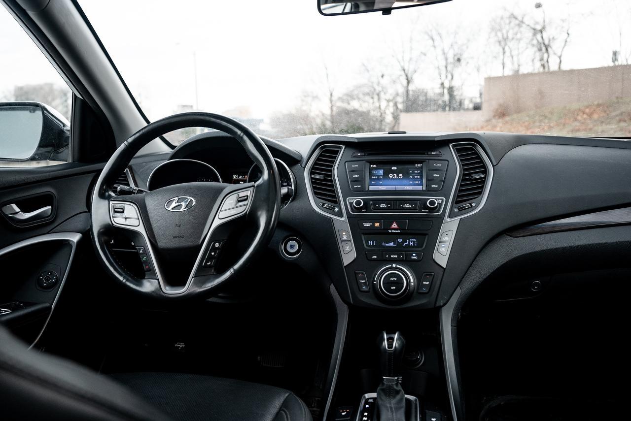 2018 Hyundai Santa Fe Sport SE | NO ACCIDENT | CLEAN CARFAX Photo