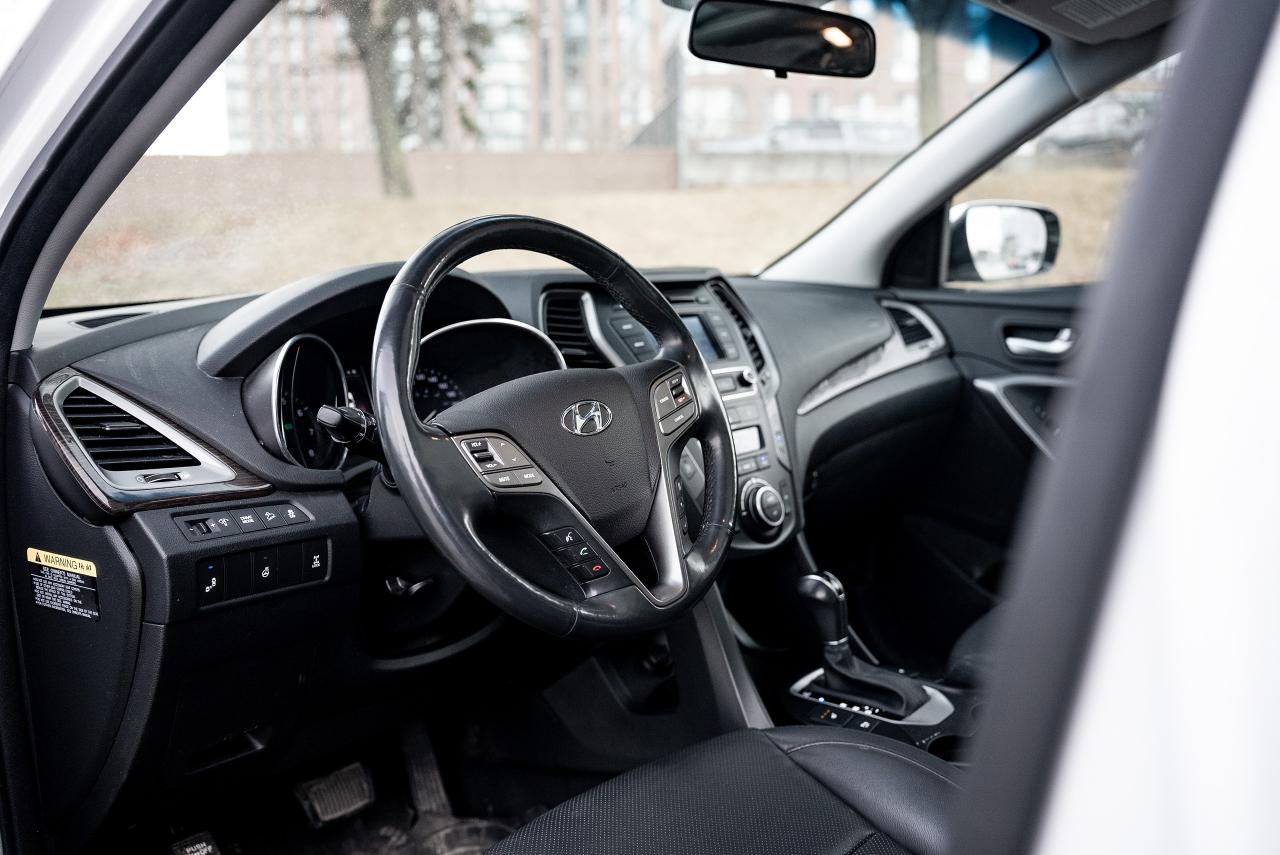 2018 Hyundai Santa Fe Sport SE | NO ACCIDENT | CLEAN CARFAX Photo