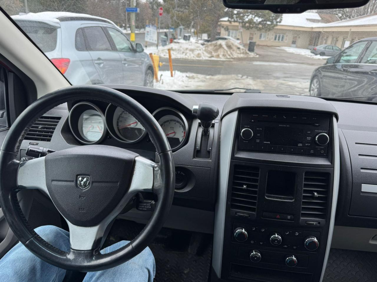 2010 Dodge Grand Caravan SXT Photo