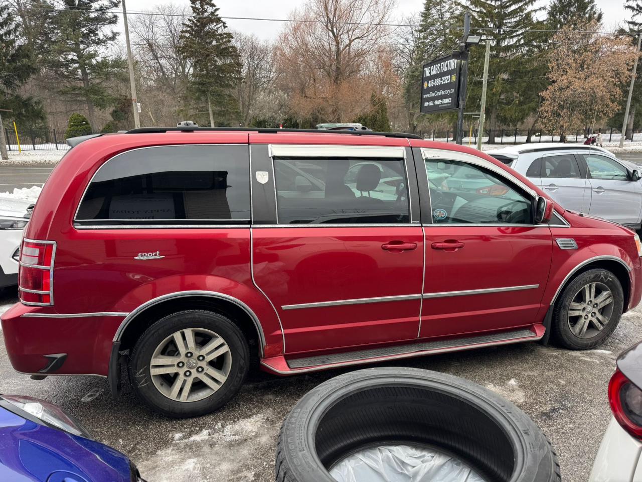 2010 Dodge Grand Caravan SXT Photo