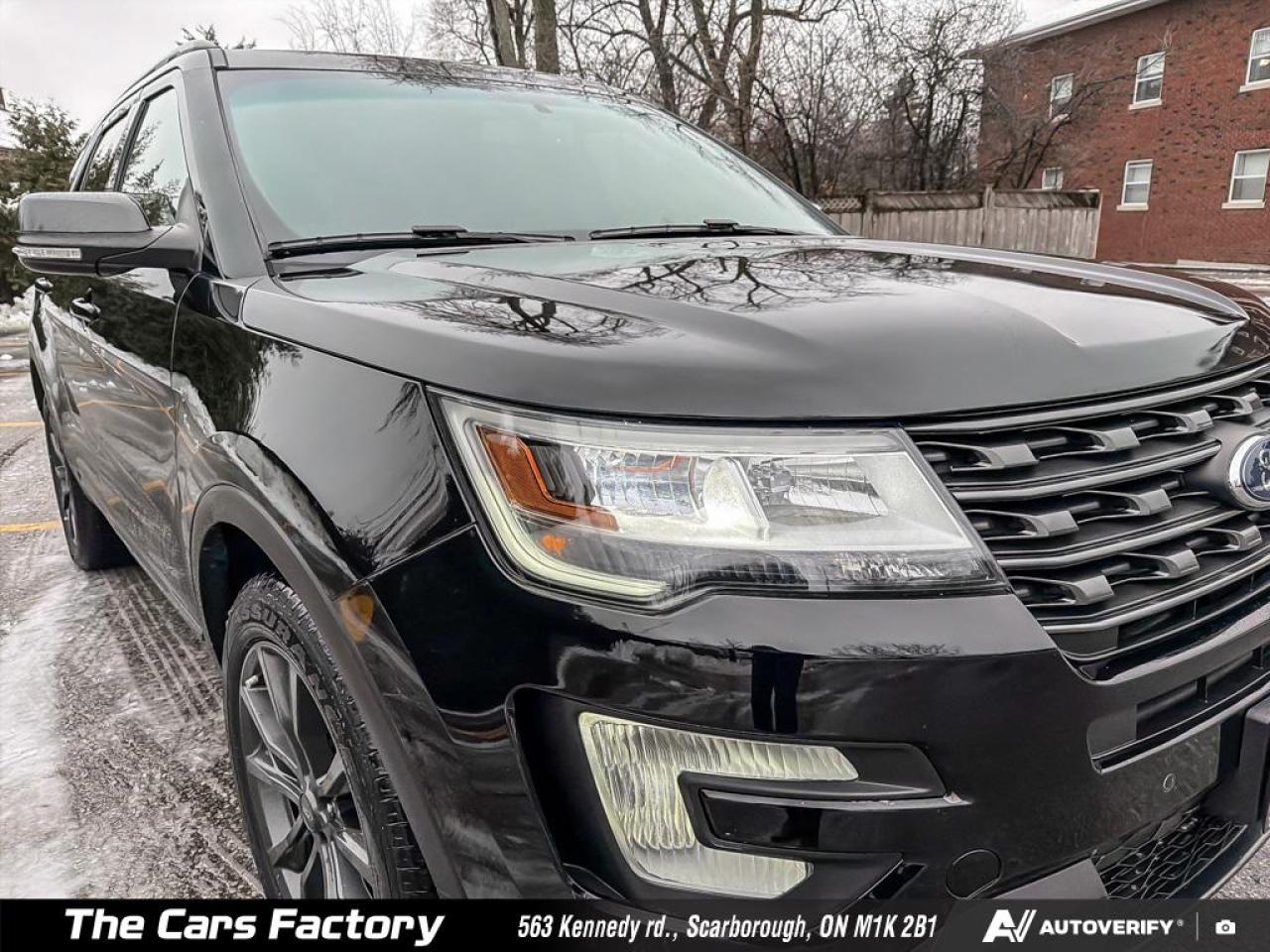 2017 Ford Explorer XLT Leather/ Apple Carplay / No Accident! Photo