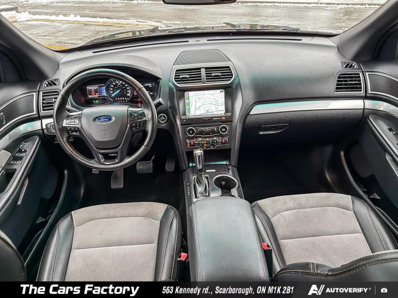 2017 Ford Explorer XLT Leather/ Apple Carplay / No Accident! Photo