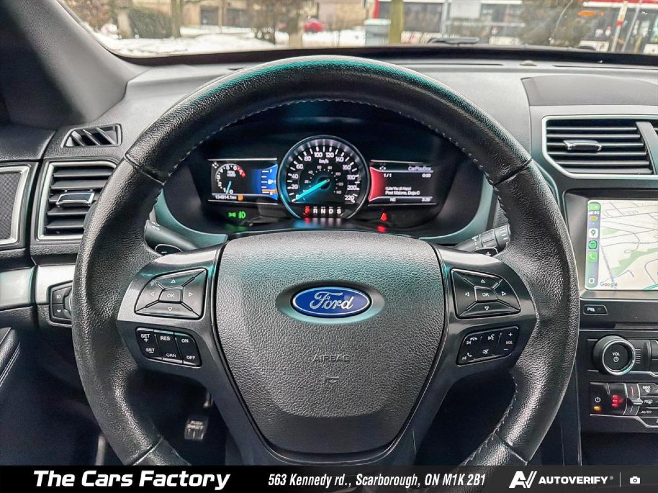 2017 Ford Explorer XLT Leather/ Apple Carplay / No Accident! Photo