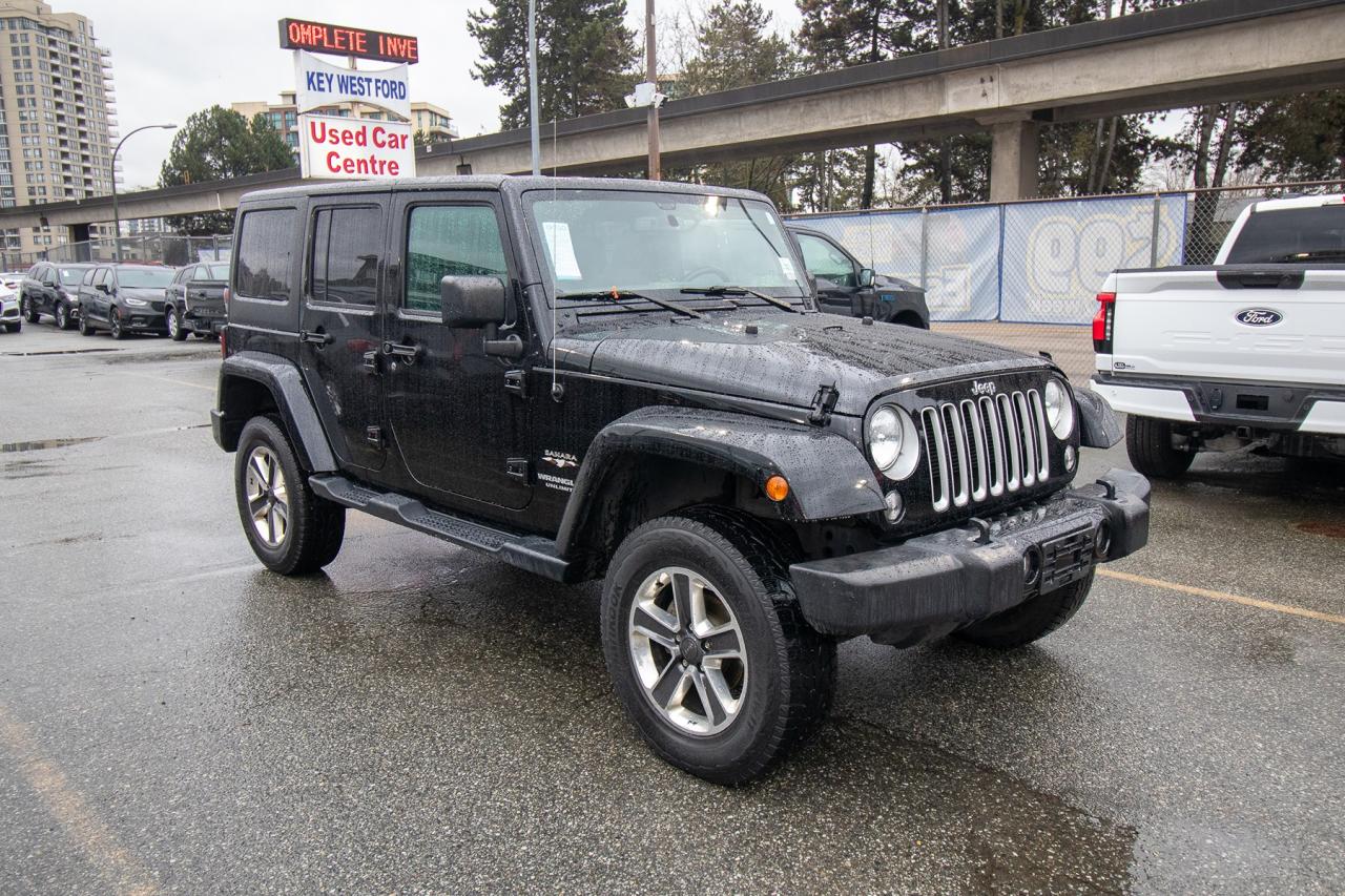 2017 Jeep Wrangler Sahara Photo4