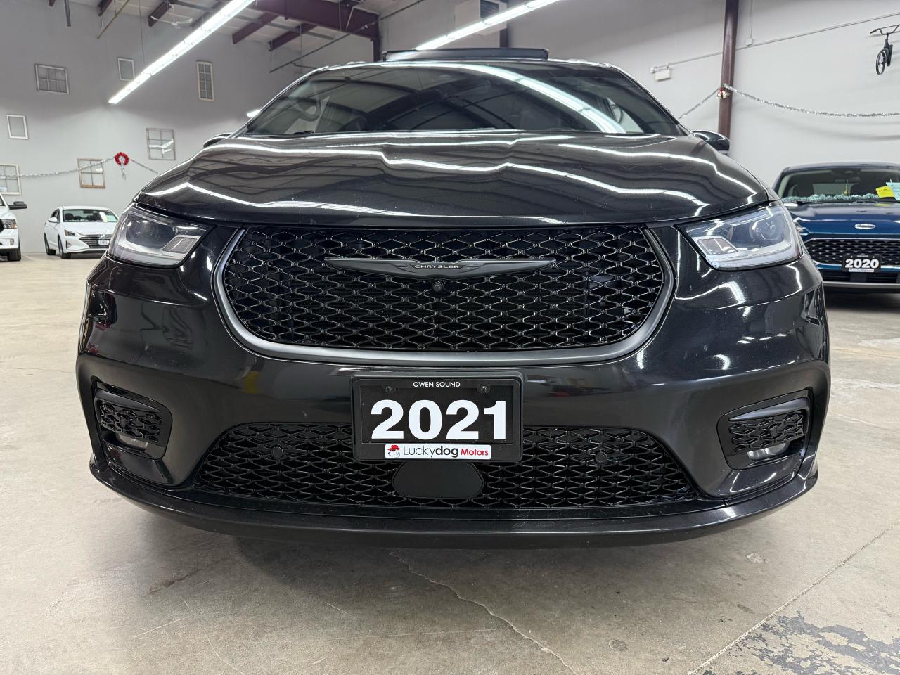 2021 Chrysler Pacifica Limited S Photo