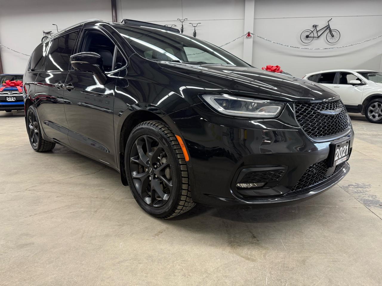 2021 Chrysler Pacifica Limited S Photo