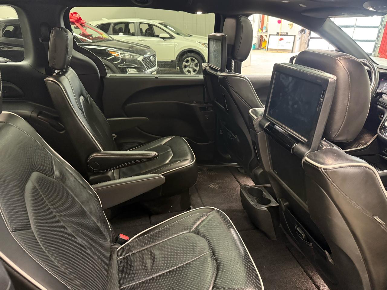 2021 Chrysler Pacifica Limited S Photo