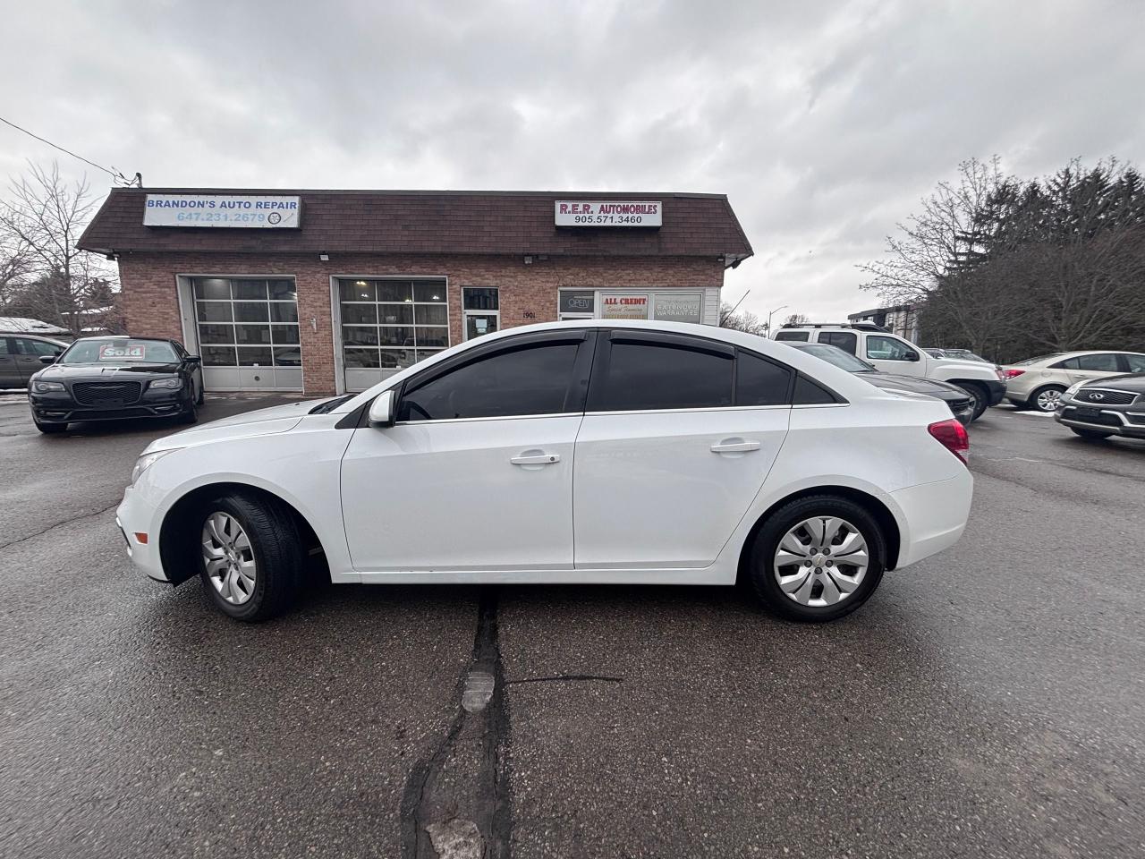 2015 Chevrolet Cruze LT LOTS OF SERVICE! - Photo #1