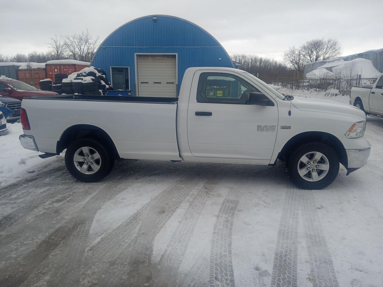 2019 RAM 1500 Classic ST Photo3