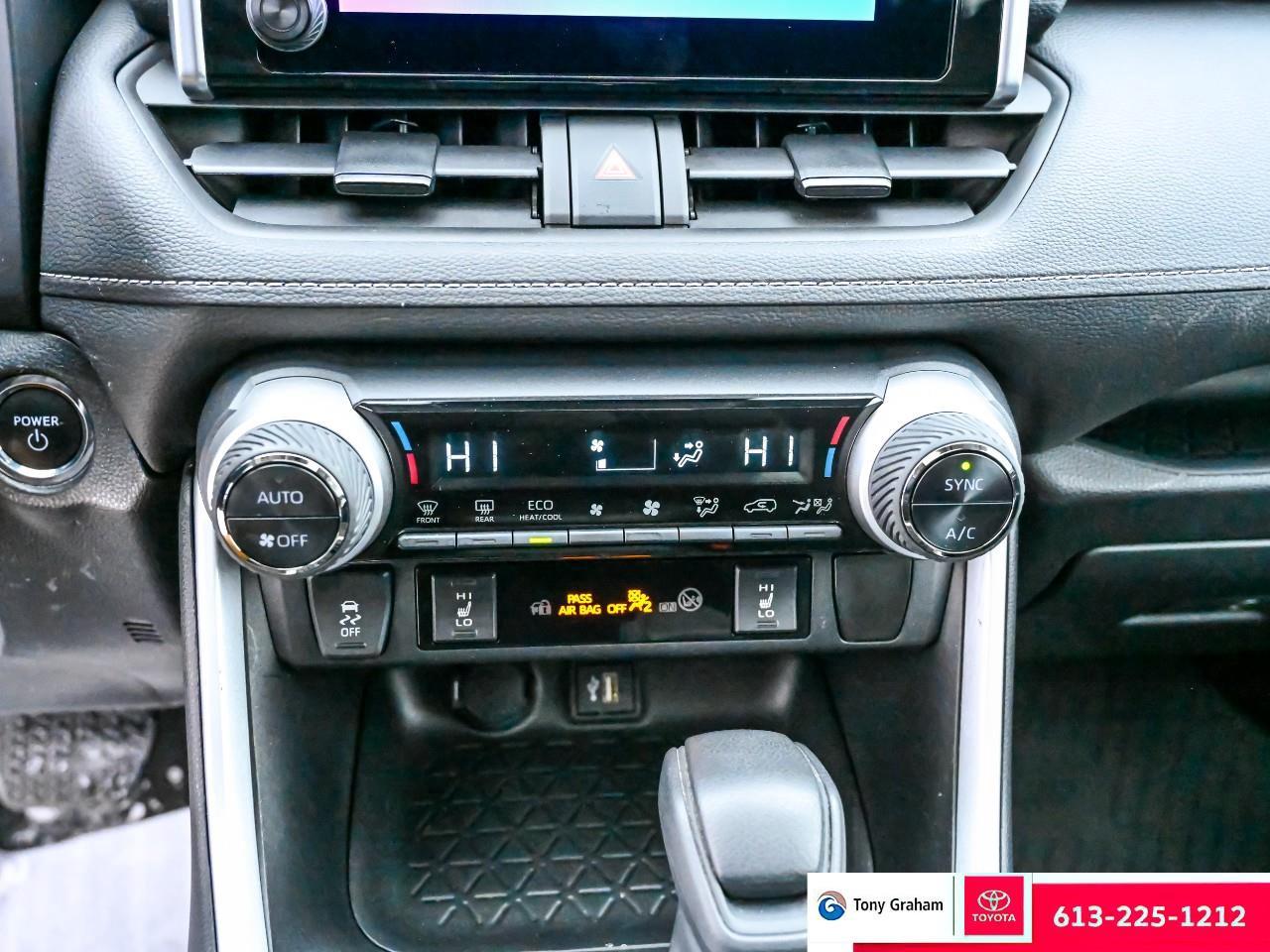 2023 Toyota RAV4 Hybrid XLE Photo