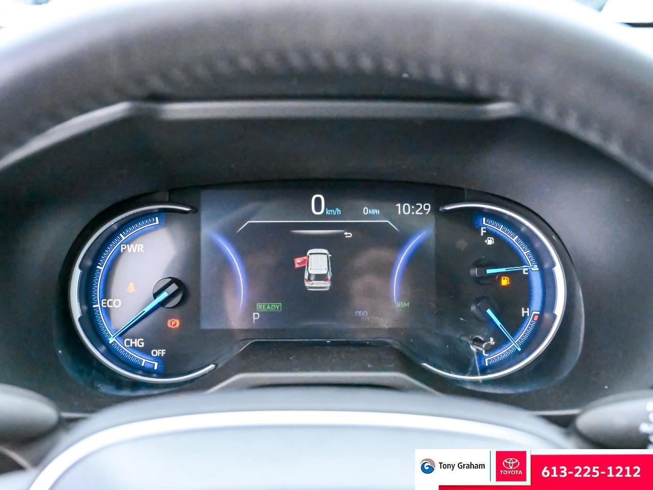 2023 Toyota RAV4 Hybrid XLE Photo