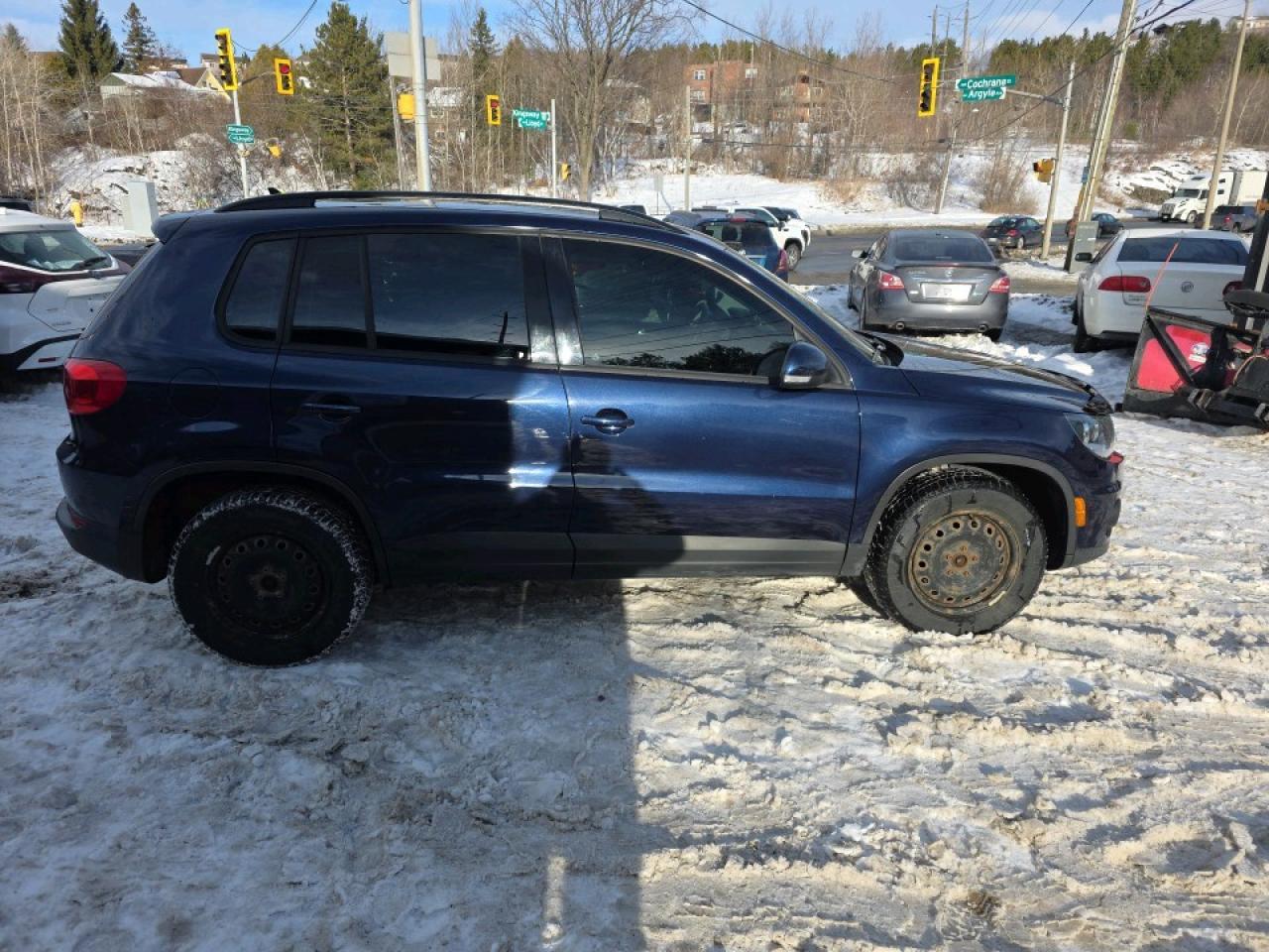 2015 Volkswagen Tiguan Comfortline COMFORTLINE 4MOTION Photo