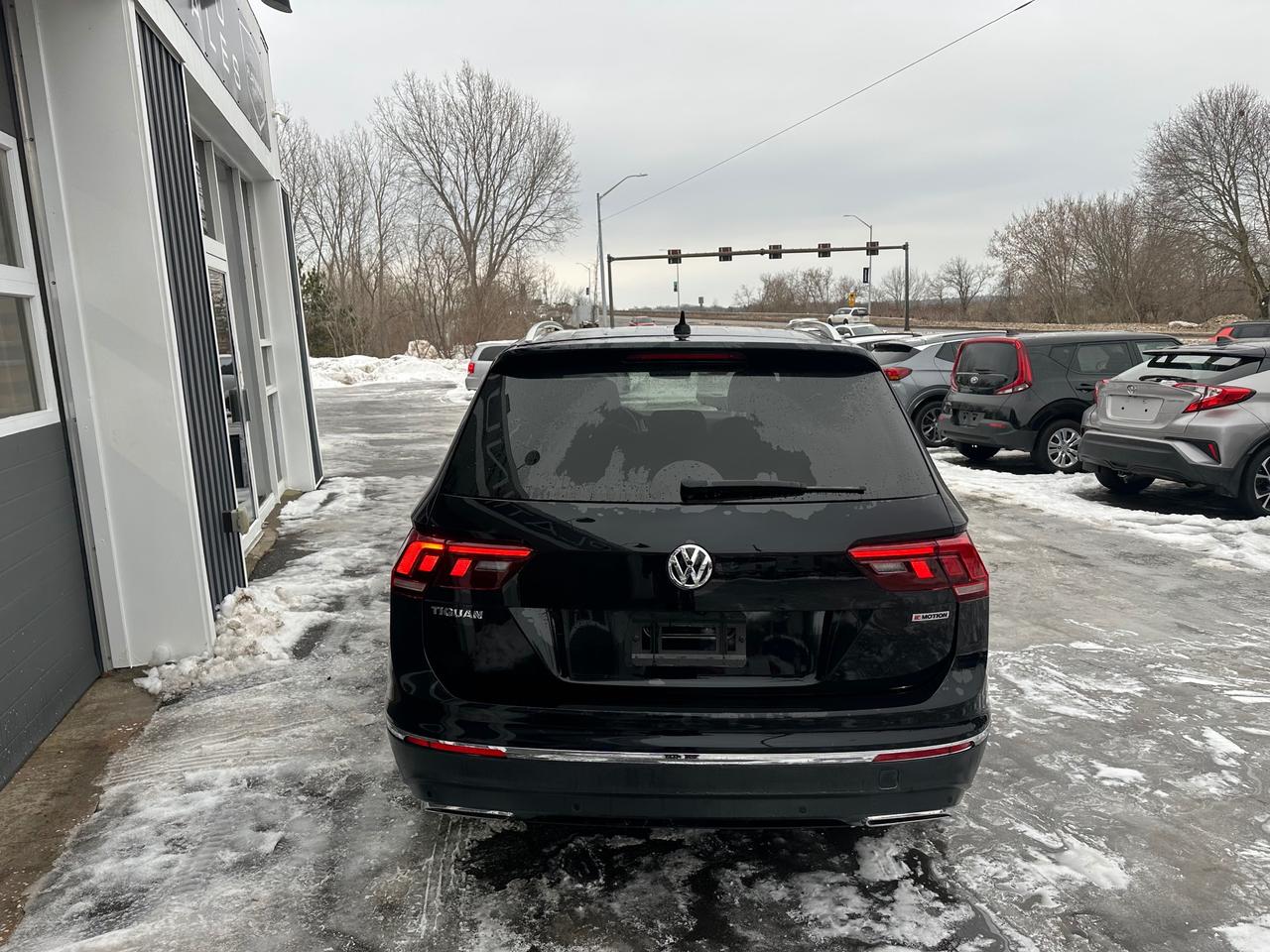 2021 Volkswagen Tiguan Highline Photo