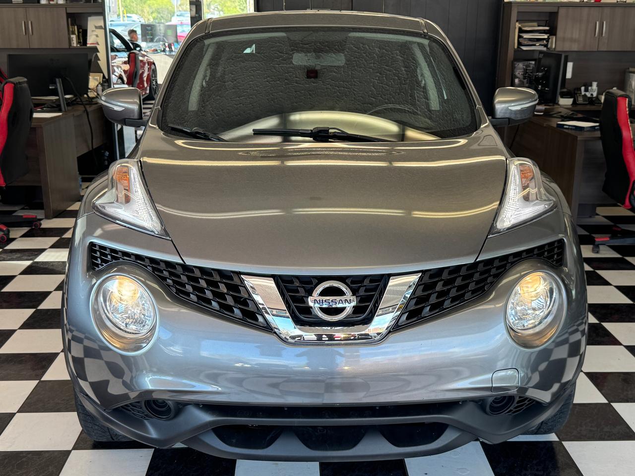 2015 Nissan Juke SV+New Tires+Brakes+Camera+A/C+5 SPEED MANUAL Photo