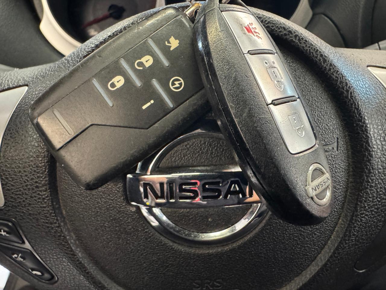 2015 Nissan Juke SV+New Tires+Brakes+Camera+A/C+5 SPEED MANUAL Photo