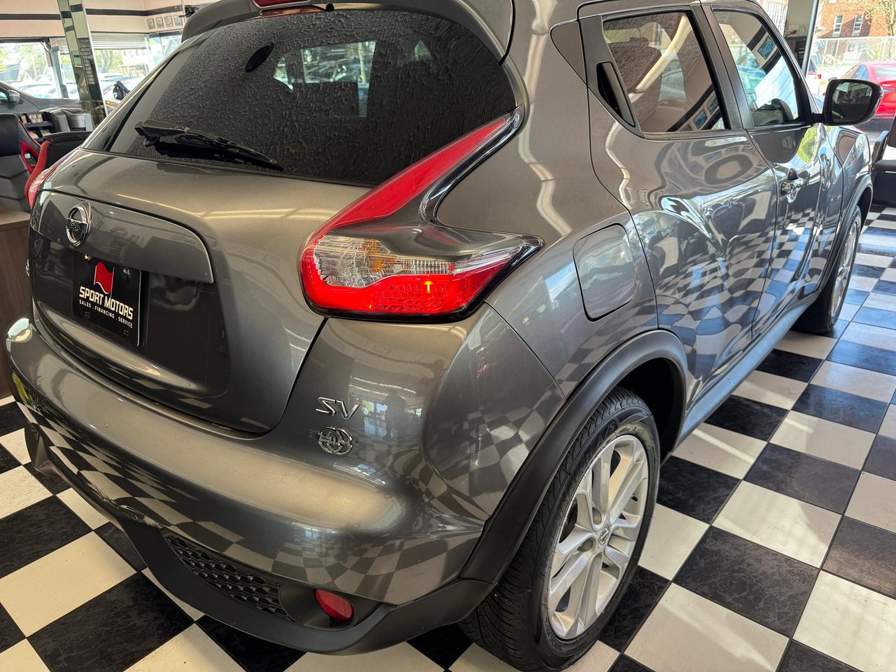 2015 Nissan Juke SV+New Tires+Brakes+Camera+A/C+5 SPEED MANUAL Photo