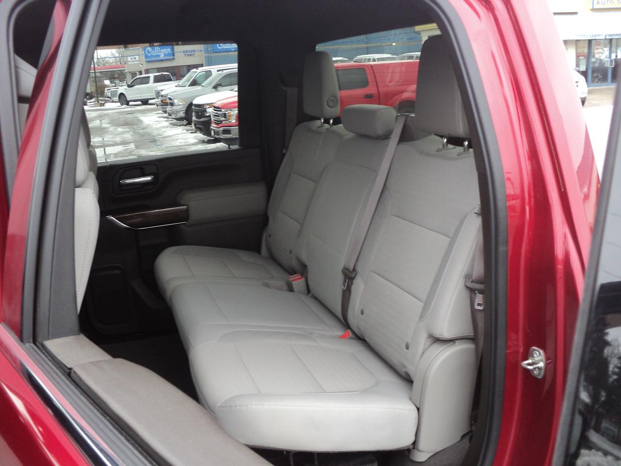 2021 GMC Sierra 3500 HD SLE CrewCab4WD 6.6L8cylDiesel8ftBox HeatedSeats Photo