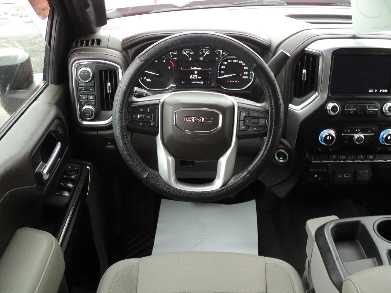 2021 GMC Sierra 3500 HD SLE CrewCab4WD 6.6L8cylDiesel8ftBox HeatedSeats Photo