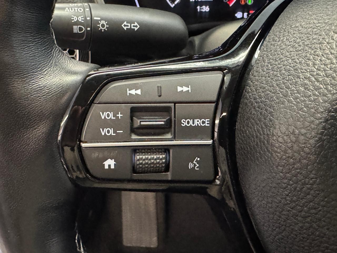 2022 Honda Civic EX+Blind Spot+Roof+ONE OWNER+CLEAN CARFAX Photo