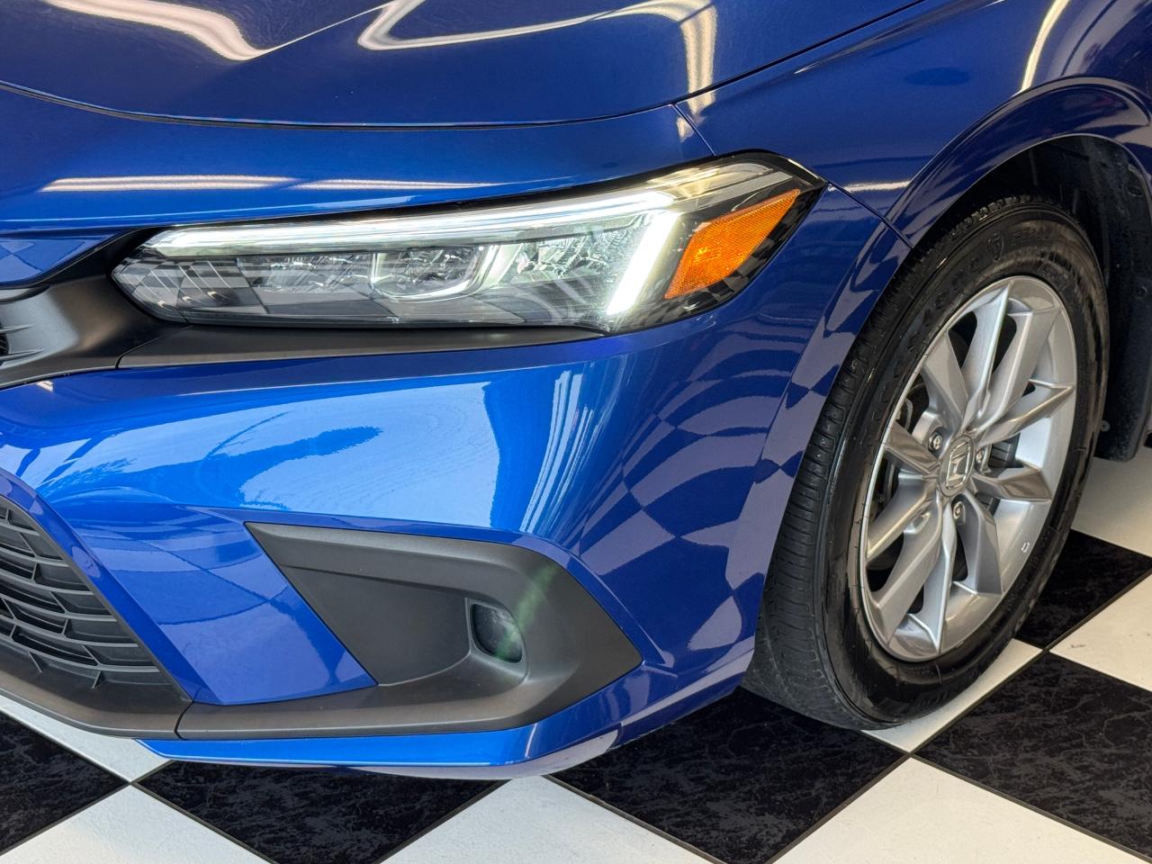 2022 Honda Civic EX+Blind Spot+Roof+ONE OWNER+CLEAN CARFAX Photo