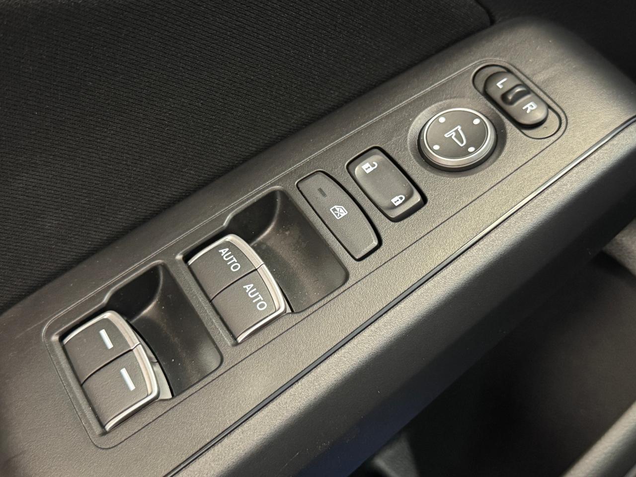 2022 Honda Civic EX+Blind Spot+Roof+ONE OWNER+CLEAN CARFAX Photo