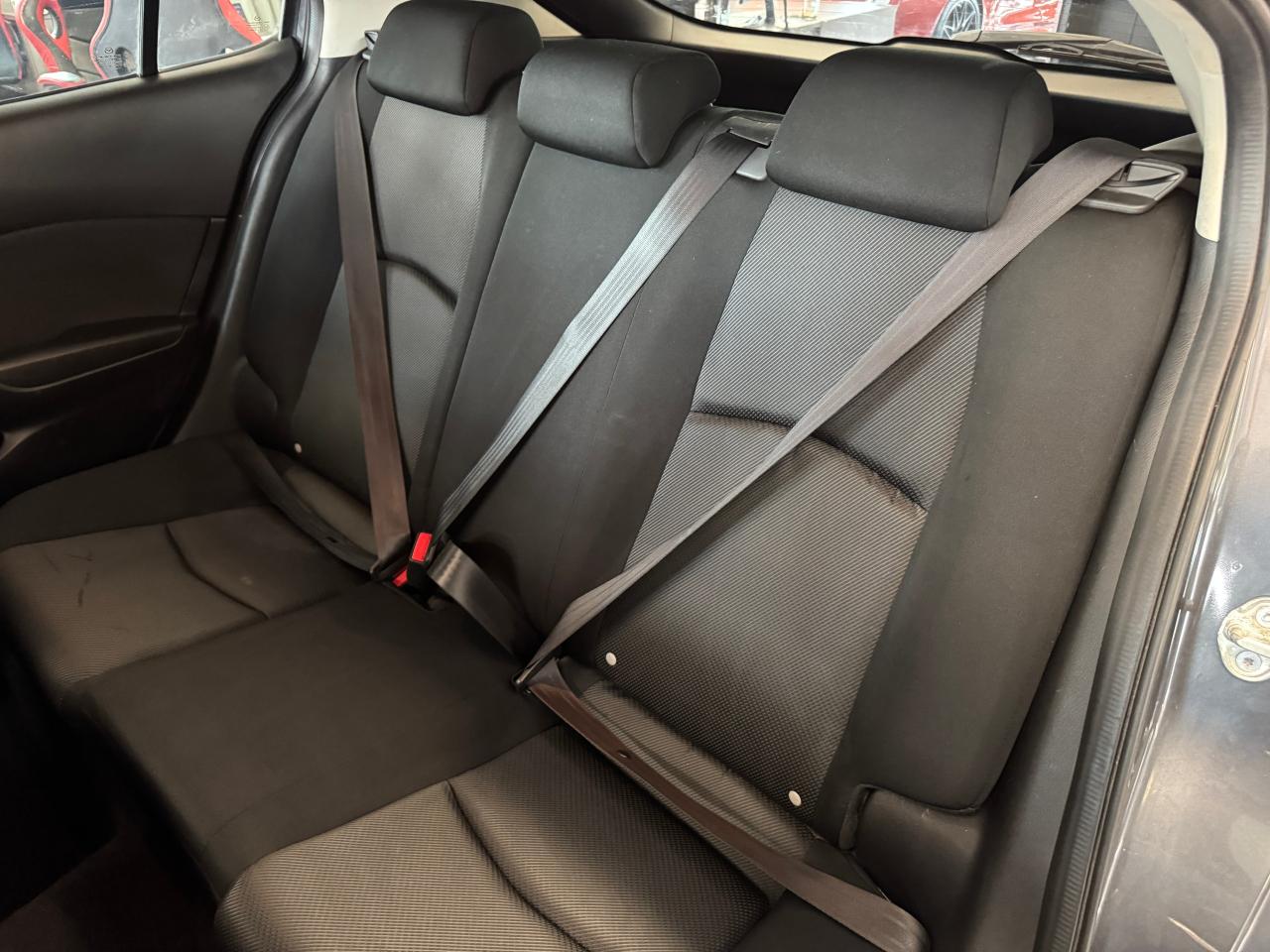 2017 Mazda MAZDA3 GX+Camera+New Tires+New Brakes+A/C+6 SPEED Photo