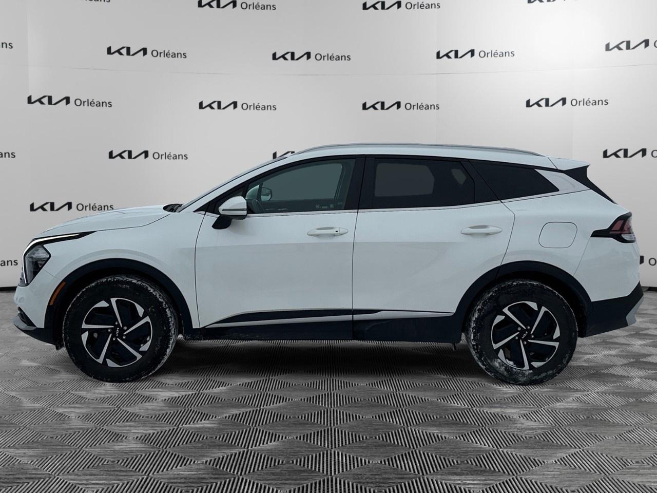 2023 Kia Sportage Hybrid EX AWD Photo