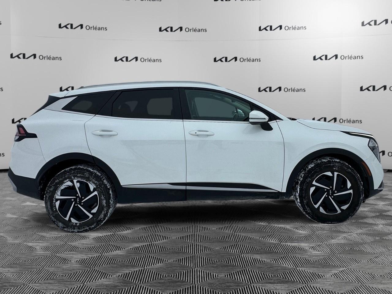 2023 Kia Sportage Hybrid EX AWD Photo