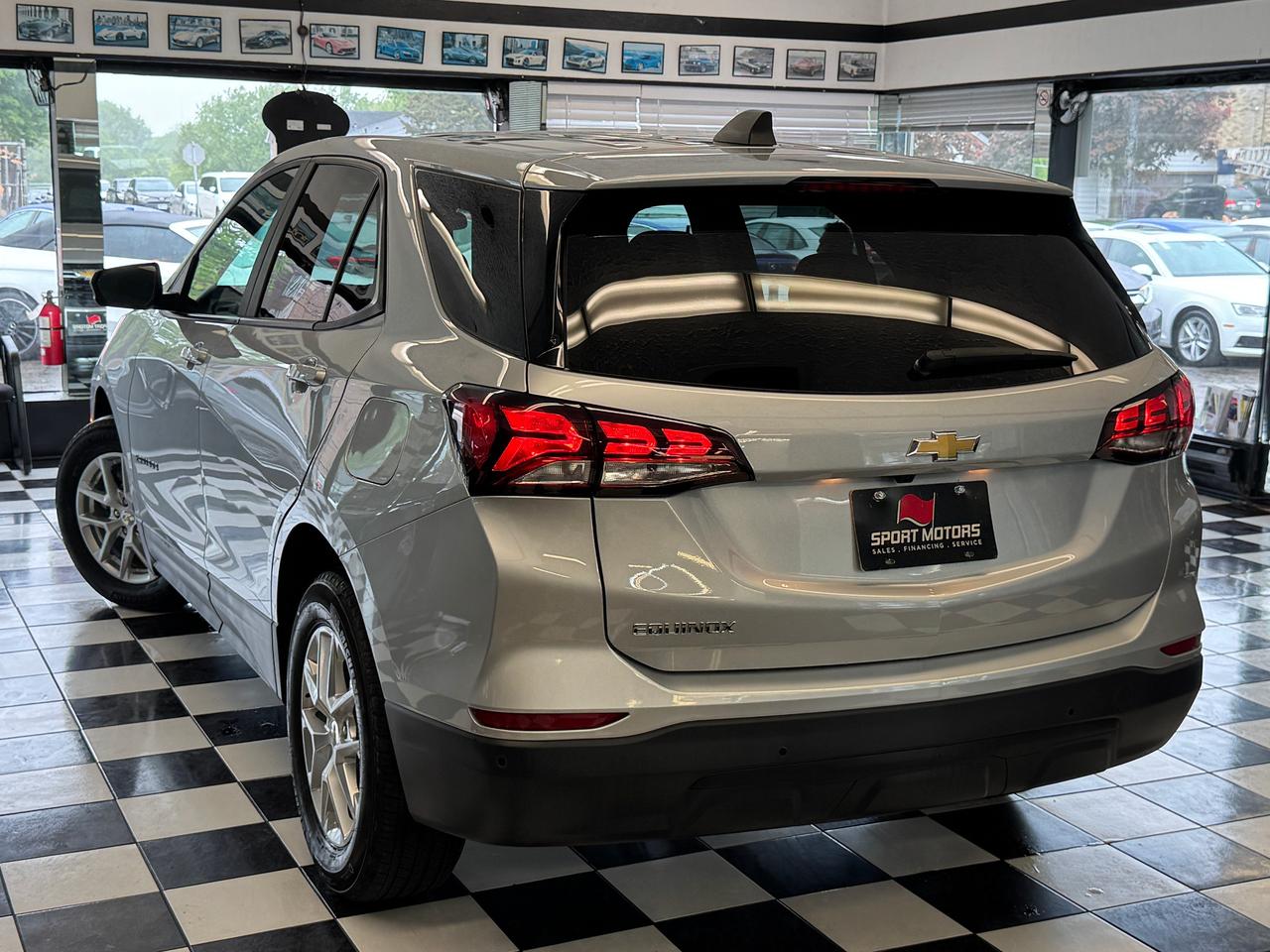2022 Chevrolet Equinox LS+New Brakes+Camera+Collision Alert+CLEAN CARFAX Photo