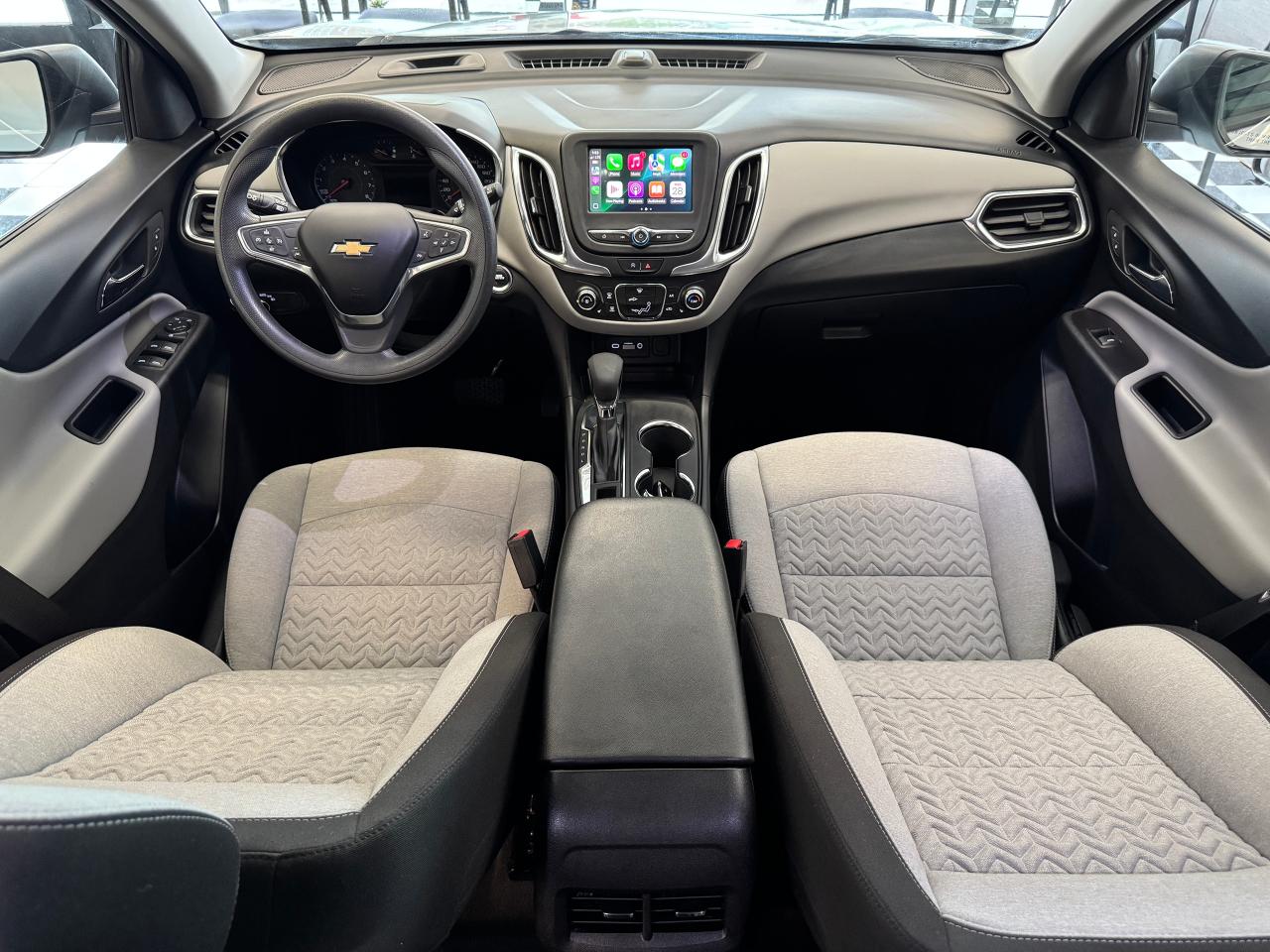 2022 Chevrolet Equinox LS+New Brakes+Camera+Collision Alert+CLEAN CARFAX Photo1