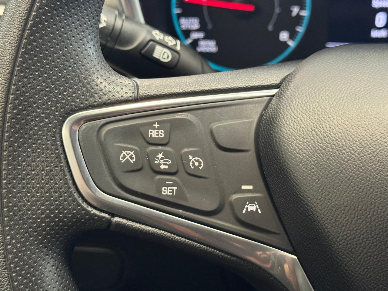 2022 Chevrolet Equinox LS+New Brakes+Camera+Collision Alert+CLEAN CARFAX Photo