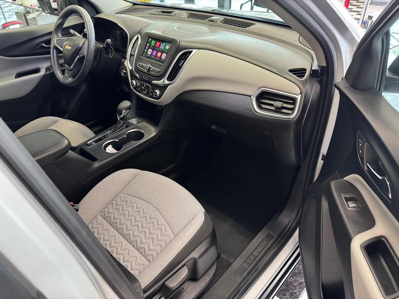 2022 Chevrolet Equinox LS+New Brakes+Camera+Collision Alert+CLEAN CARFAX Photo