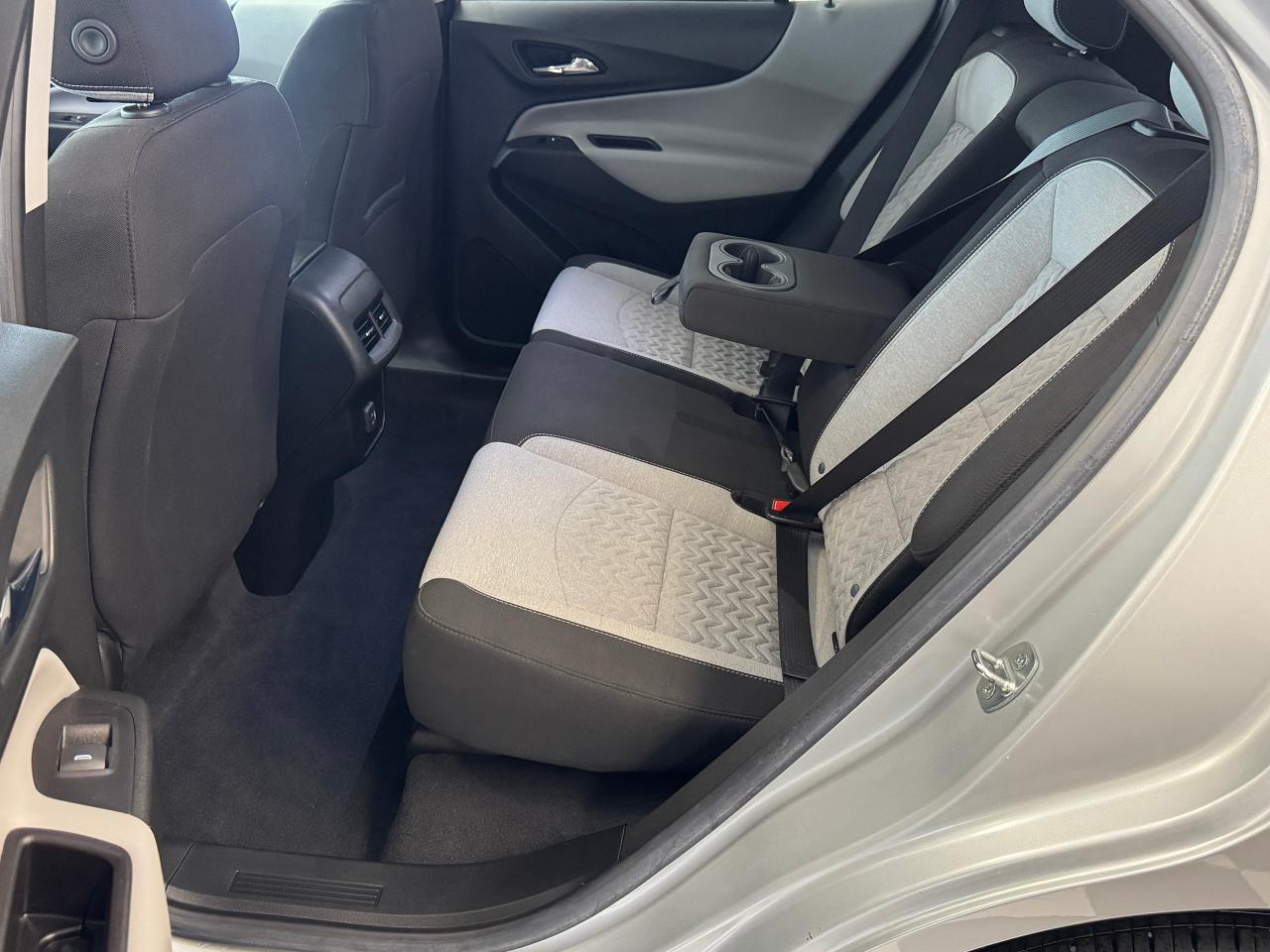 2022 Chevrolet Equinox LS+New Brakes+Camera+Collision Alert+CLEAN CARFAX Photo