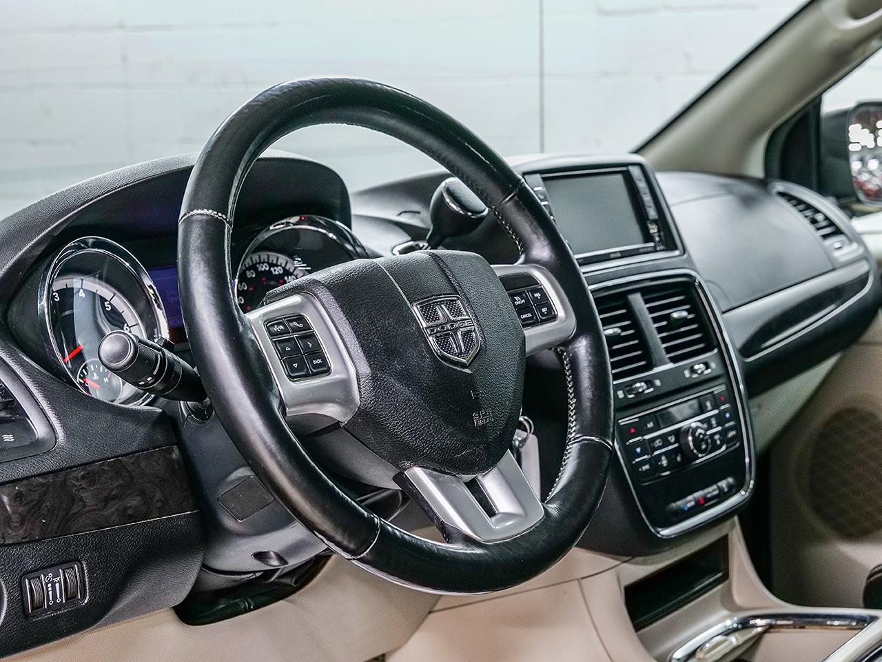 2018 Dodge Grand Caravan CREW PLUS 2WD Photo