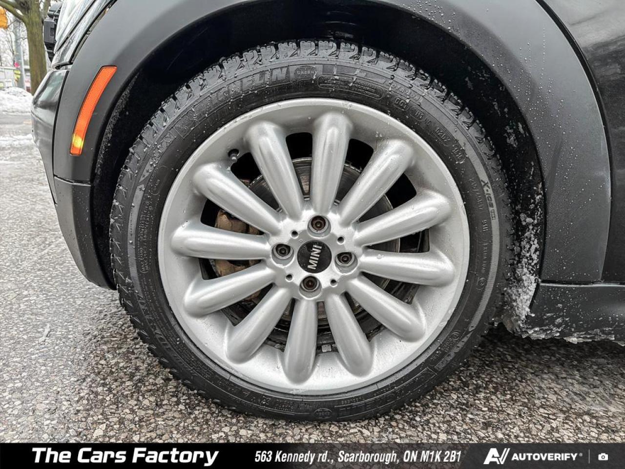 2010 MINI Cooper S Mayfair Edition Photo