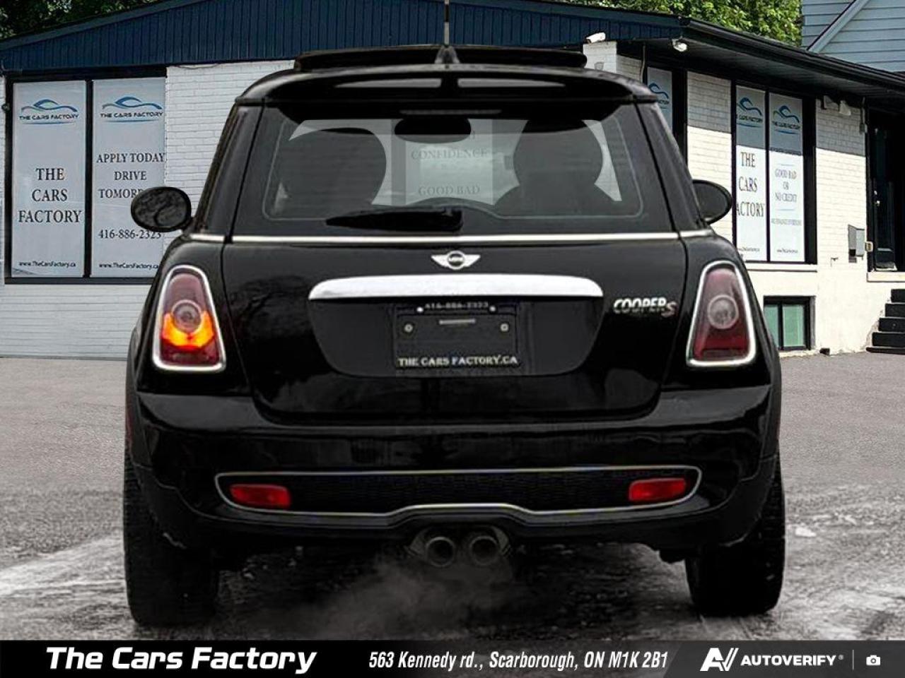 2010 MINI Cooper S Mayfair Edition Photo4