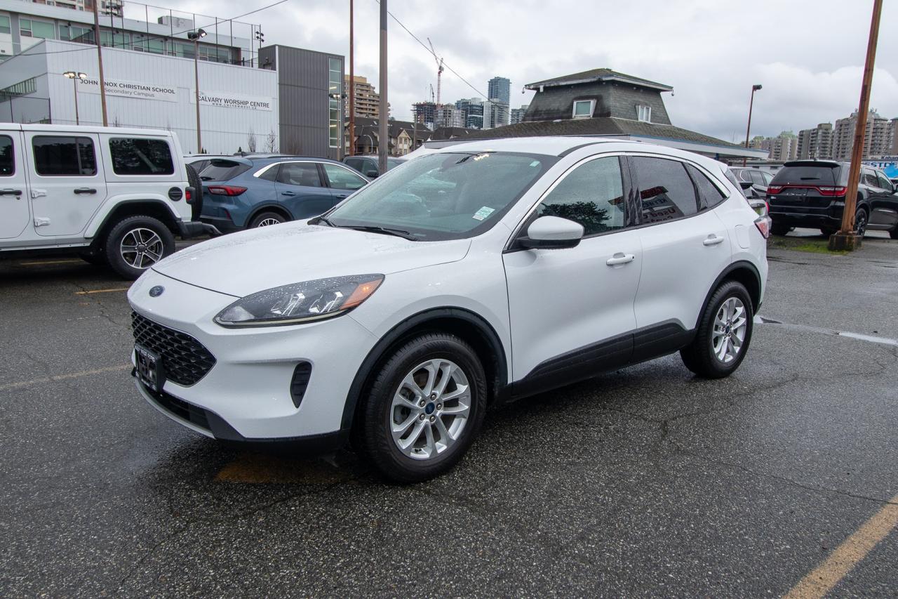 2020 Ford Escape SE AWD Photo2