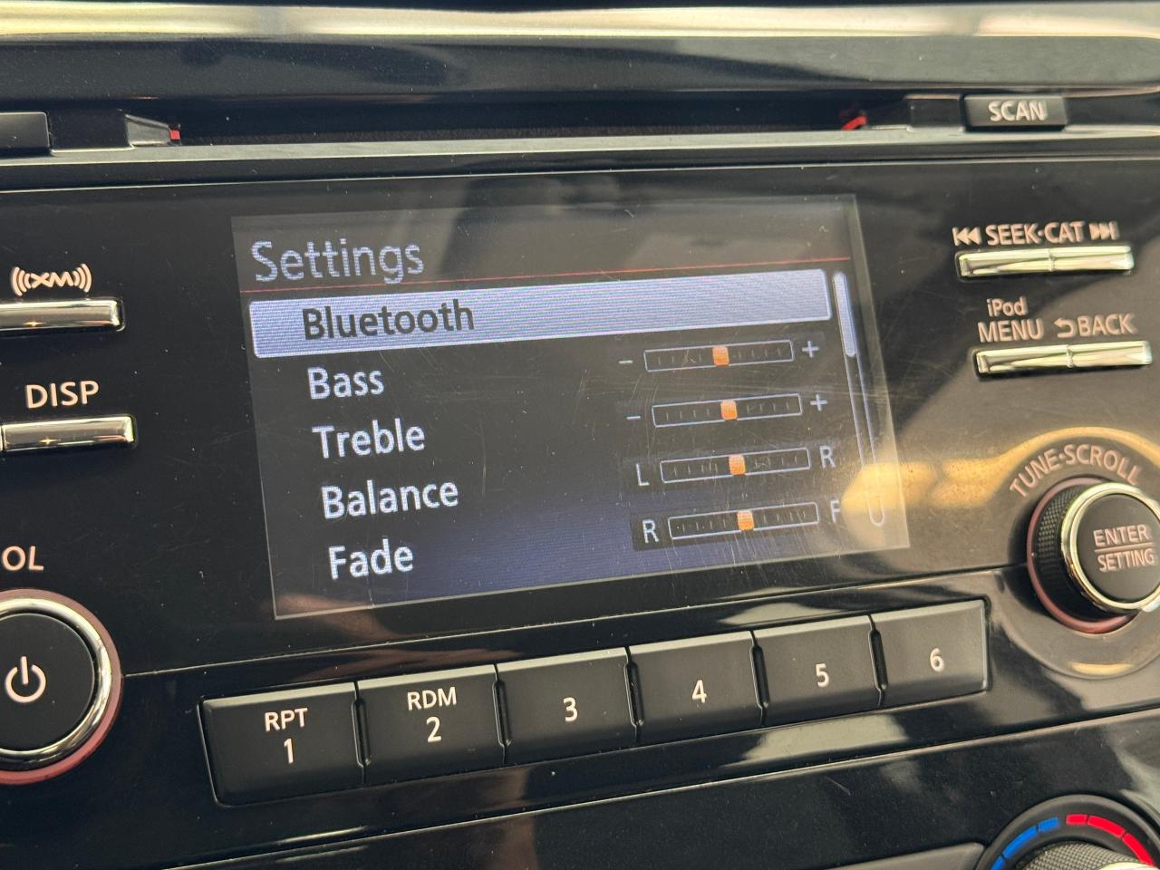 2018 Nissan Qashqai S+Camera+Heated Seats+A/C+CLEAN CARFAX Photo